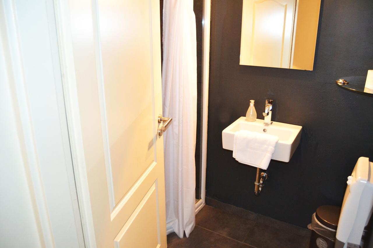 St. Pauli Lodge Hamburg Eksteriør bilde