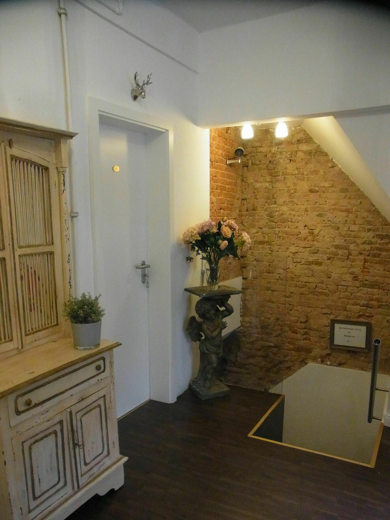 St. Pauli Lodge Hamburg Eksteriør bilde