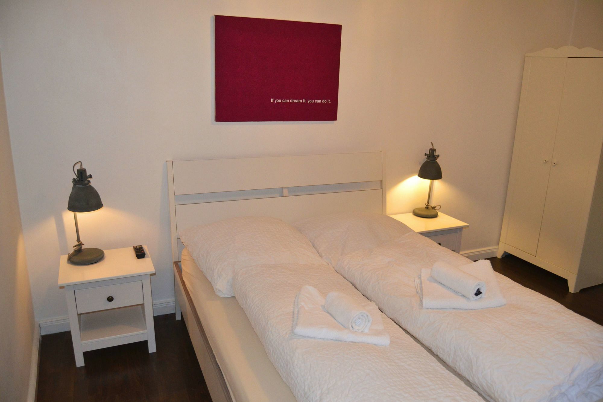 St. Pauli Lodge Hamburg Eksteriør bilde